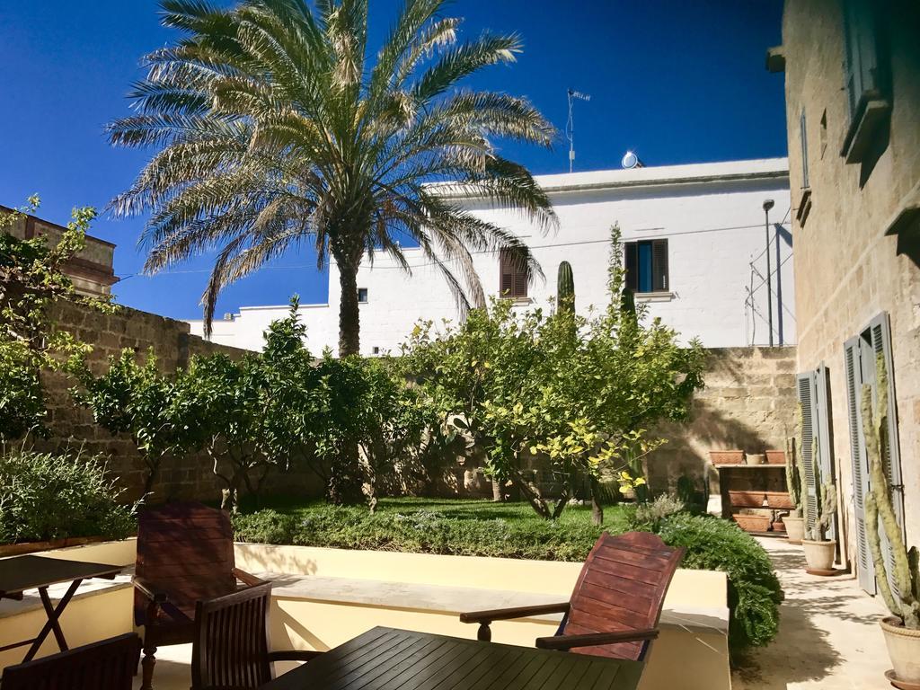 Palazzo Morisco Bed and Breakfast Gagliano del Capo Eksteriør billede
